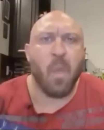 yo esperando a que una mujer sea graciosa: