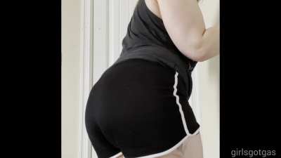Juicy Booty free fart compilation