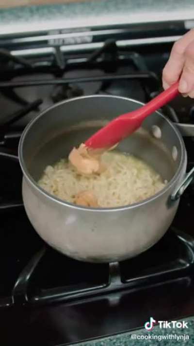 Grandma Lynja upgrades Top Ramen