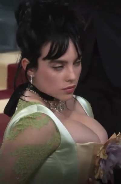 Brought her tits to Met Gala