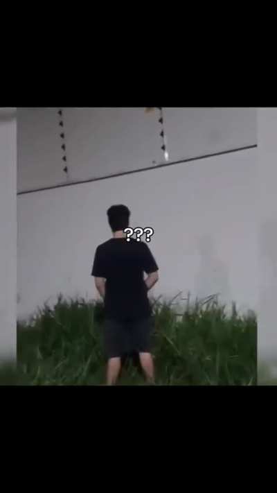 Parece aquelas foto que parece que olha pra tu tendeu?