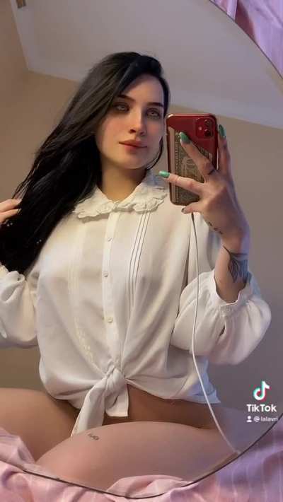 Mysterious shirt unbuttoning