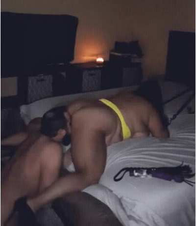 Happy "Ass Wednesday," boys! 🍑 Wanna get your hands on my BIG booty? 🙌🏼 I love a tongue up my hole and handprints on my ass! 🥰 I'm trying to "play" with someone Saturday night at my home in Helendale while Hubby watches, just saying. 😈 (FYI: the encounter