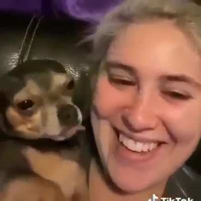 Doing an Awooooooooo