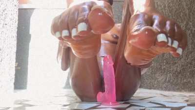 I'll suck your dick if you suck my toes. Deal?