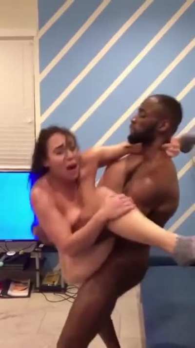 King Nasir Vs. Carmela Clutch