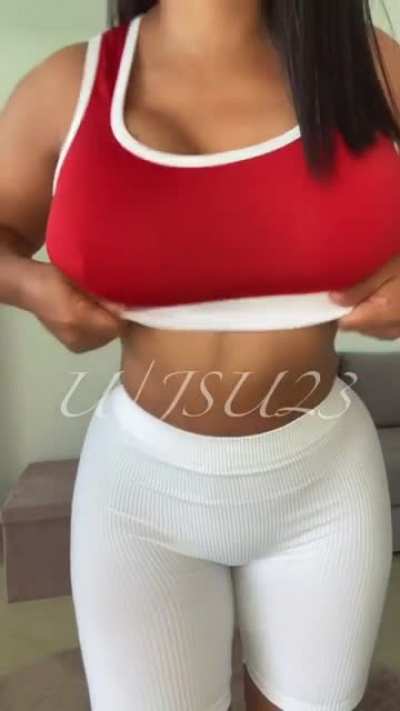 Me tom&oacute; 40 a&ntilde;os mostrar mis tetas en Internet 🤷🏽&zwj;♀️ Espero que no sea demasiado tarde 😏