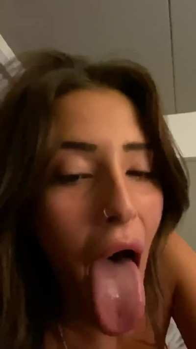Who this?!!