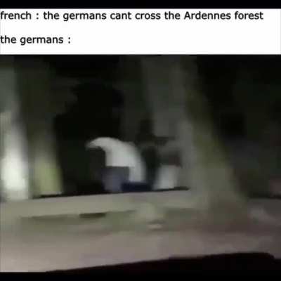 🗿