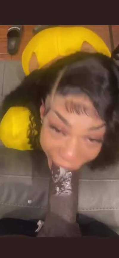 She going crazy ( idk ha name btw)