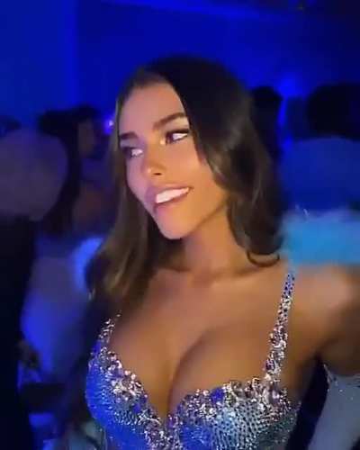 Sexy Lip Bite