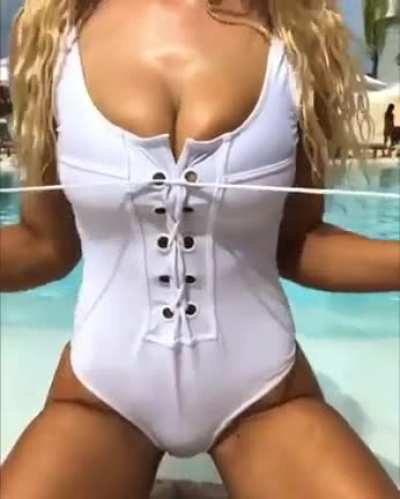 Lucie teasing with her ties