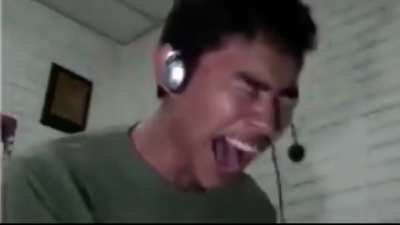 when como cuando predices el Momo de Pedro Pascal:V