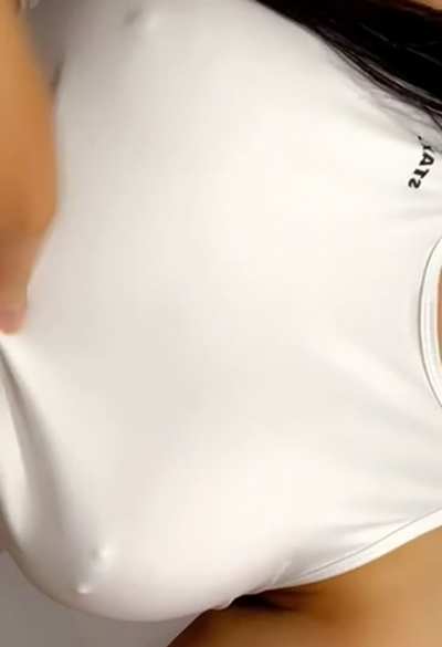 Showing off my tits turns me on 😍 [OC]