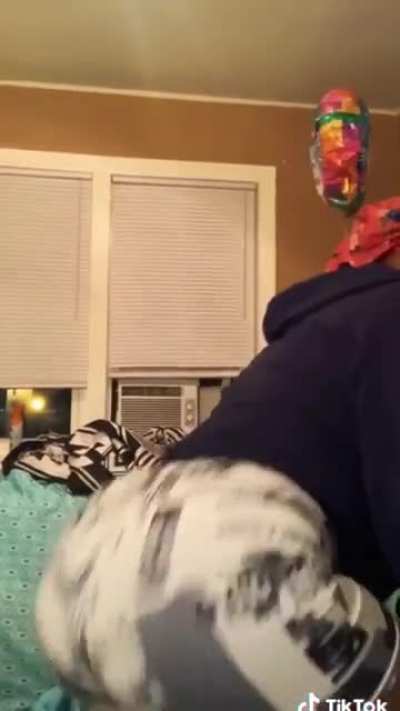 TikTok: Undercoverbooty