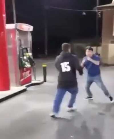 Guy gets beat, drops entire inventory