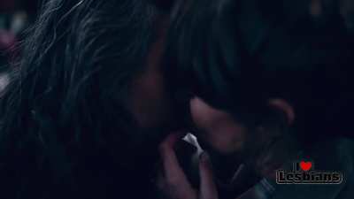 Ana Serradilla & Adriana Paz (La Rebelion - s01e03 - Scene #1)