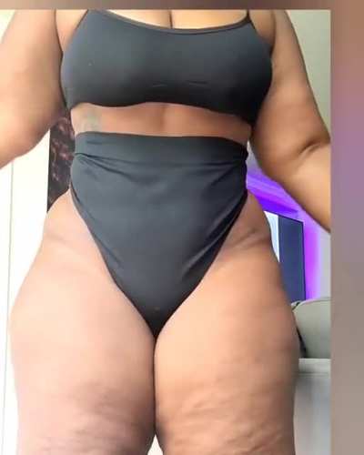 A textbook definition of the word "ultra-thicc".