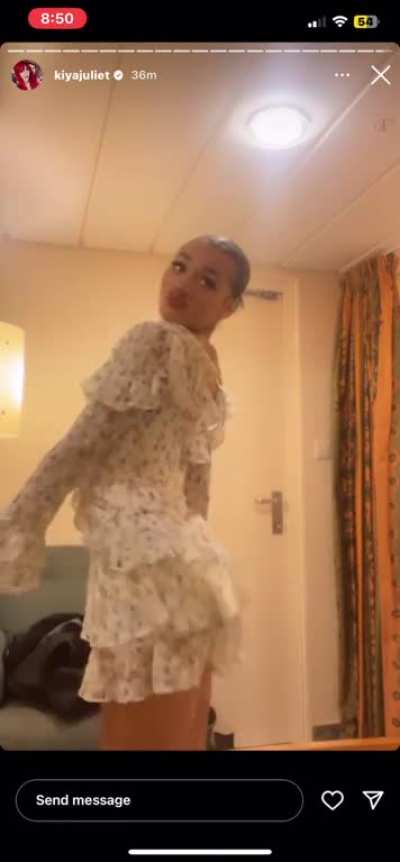 Bouncing that ass