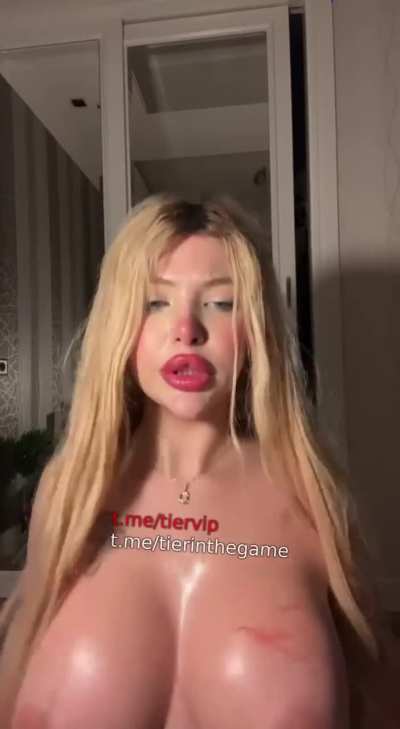 Hellodespina part 2 şu gacı her şeyiyle &ccedil;ok g&uuml;zel ya devamı olan var mı