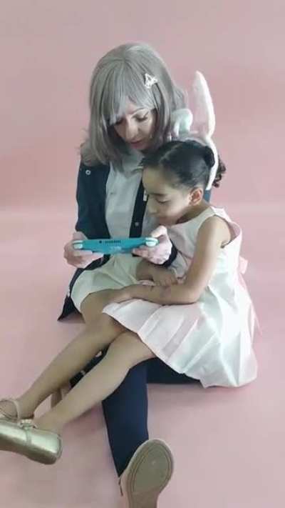 AWWWW