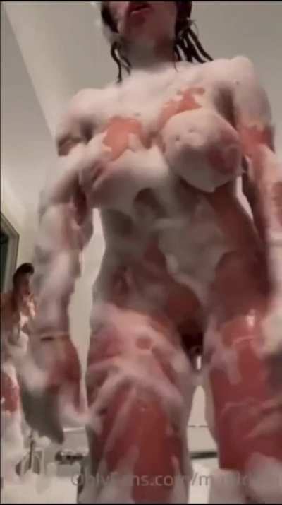 🥴
