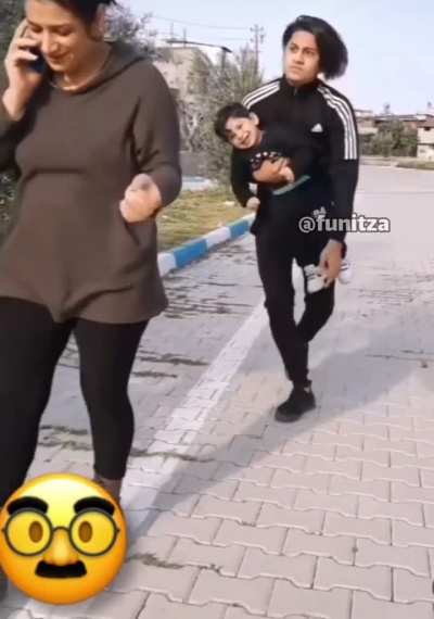 El t&iacute;tulo : تصهسعسلصلشة