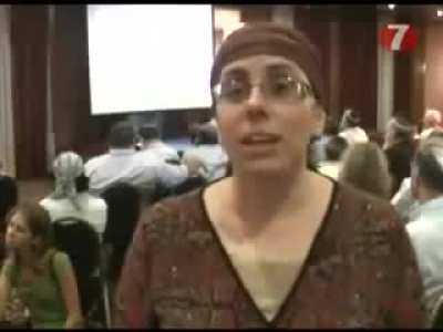 Naftali Bennett, the likely new PM of Israel, seen here promoting Wikipedia editing courses sponsored by the settlers' political organization, Yesha Council.