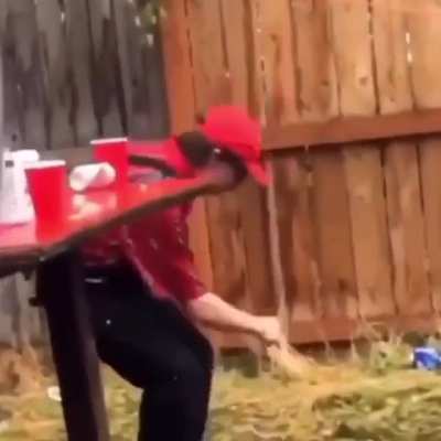 Super Mario shooting fireballs