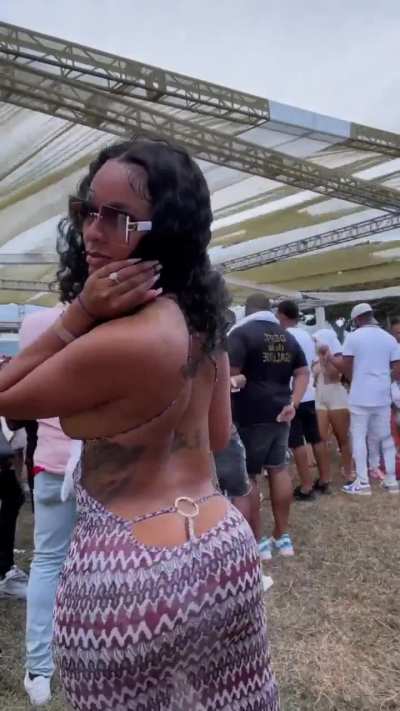 😍