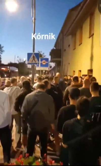 W Kilku miastach w Polsce w tym tygodniu trwało Polowanie na Imigrant&oacute;w. Lata 20 XXI wieku zapowiadają się strasznie. 