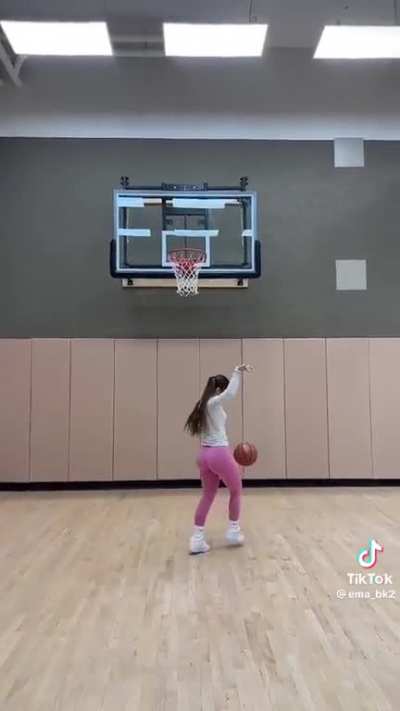 🏀