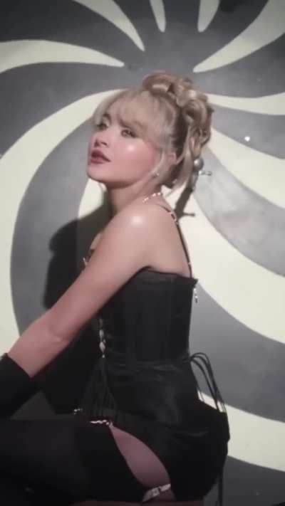 I want to pump all my cum in Sabrina Carpenter&rsquo;s young pussy