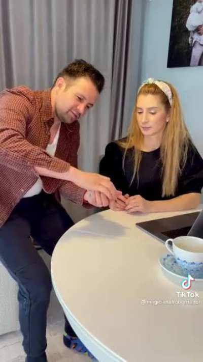 How a magic trick is done