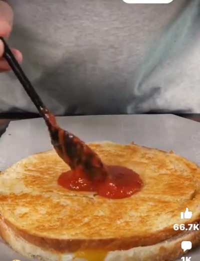 Not enough cheese right ? also where&rsquo;s the fries ? Ugghh