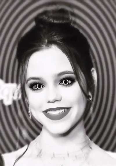 Jenna ortega hypnotized