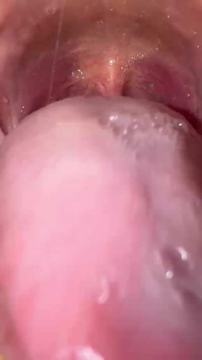 Today I want to eat lots of little ones... are you going in first?  {f}