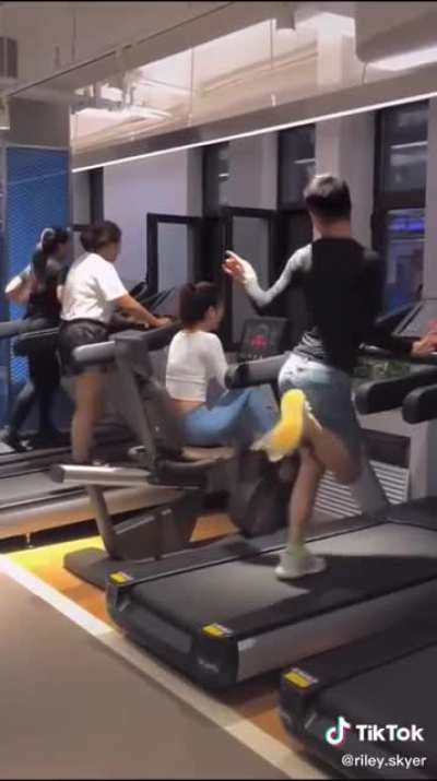 Right way to run in the Gym