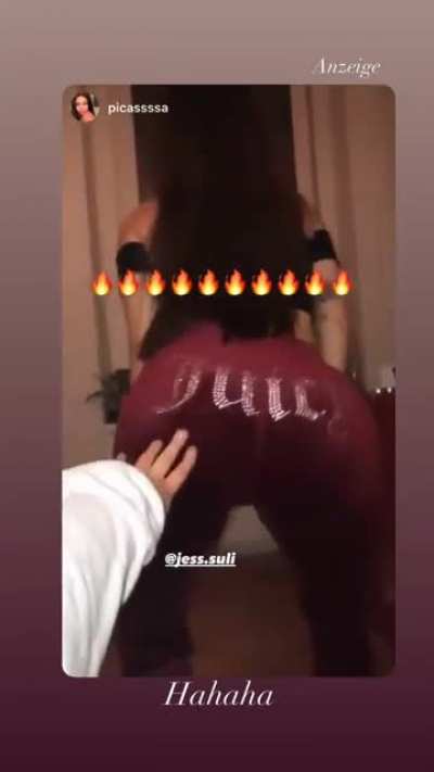 Jessica am Twerken