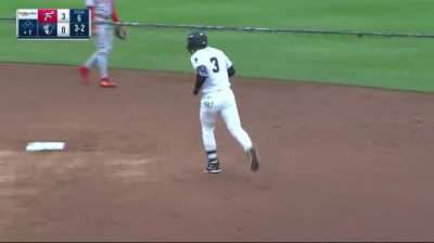 Yankees top prospect George Lombard Jr hits a leadoff homer against Zack Wheeler!