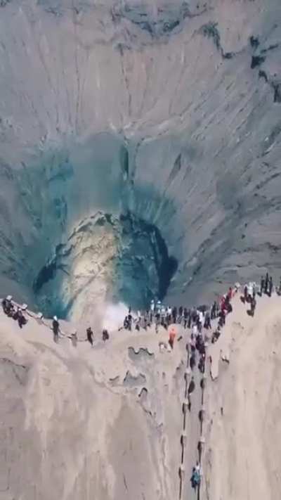 🔥 Mount Bromo in East Java, Indonesia