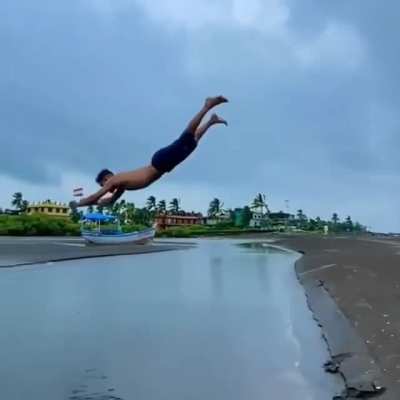 To accomplish the perfect dive.