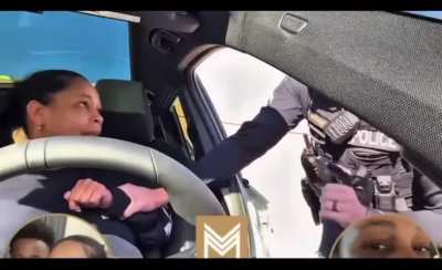 Liberal woman FAFOd after disrespecting an officer