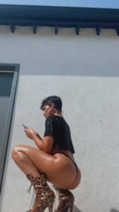 Ass 🔥🔥🔥
