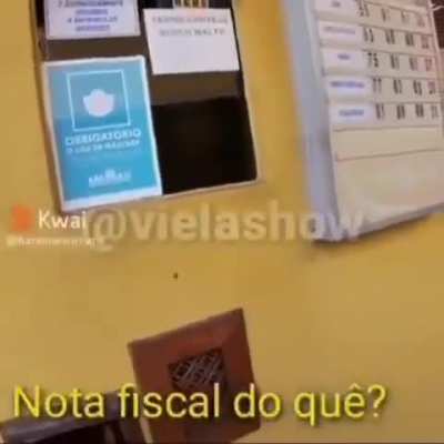 T&ocirc; namorando :) 