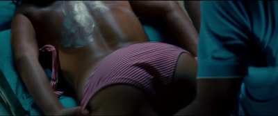 Olivia Munn - The Babymakers (2012)