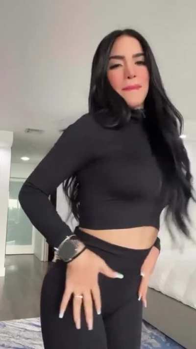 🖤🍑👀