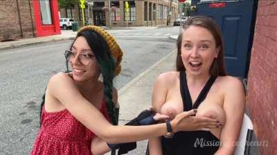 my friend wouldn&rsquo;t stop playing with my boobs lol