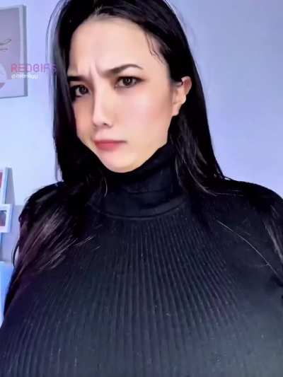 I&rsquo;m just a weird girl with big tits lol