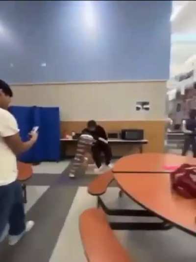 SCHOOL BRAWL!